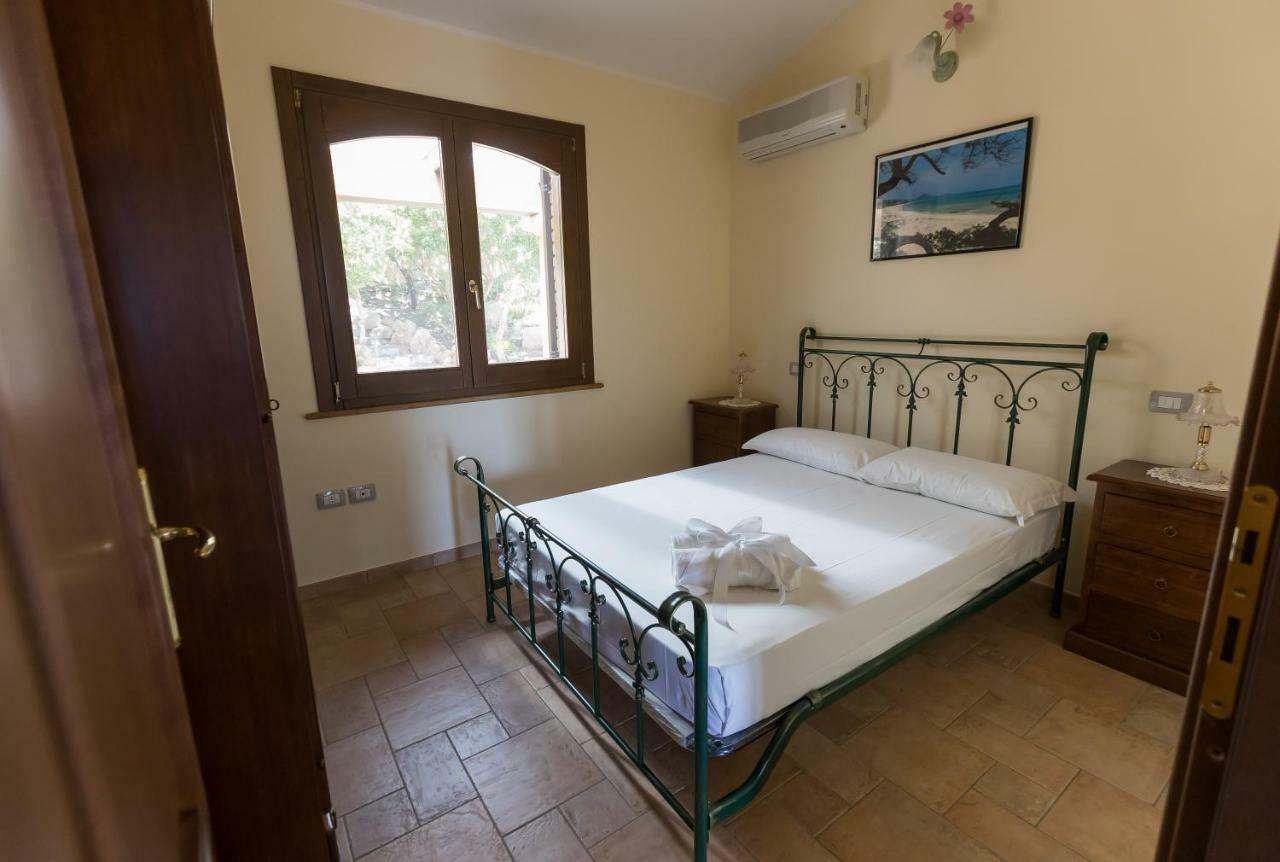 House & Sea Chia Villa Domus De Maria Kültér fotó